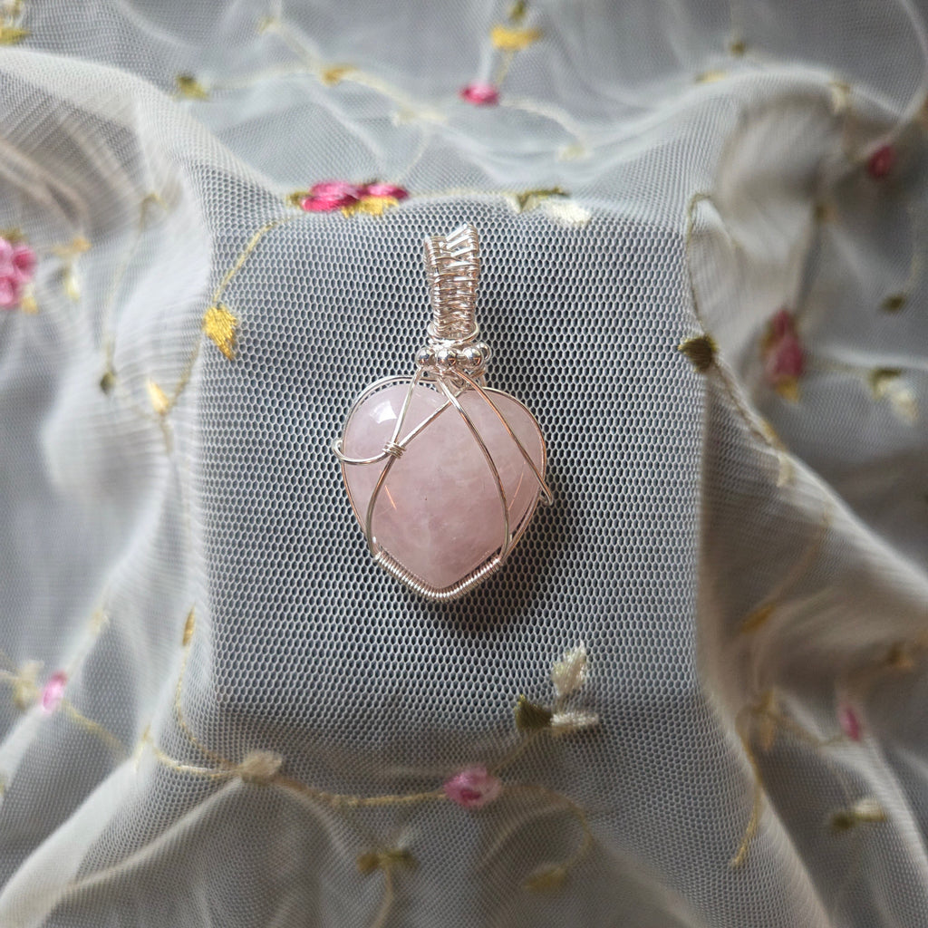 Rose Quartz Heart Wrap (Silver Wire)