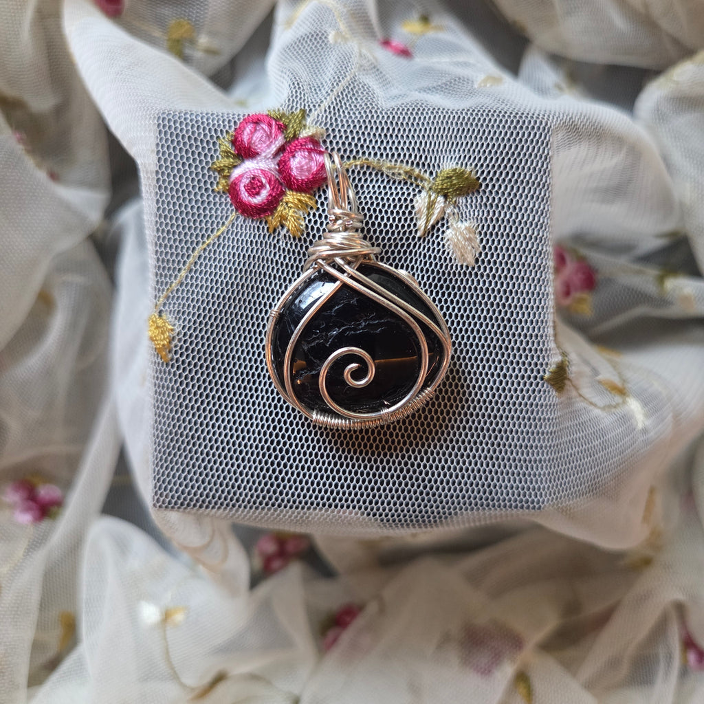 Obsidian Palm Wrap (Silver Wire)