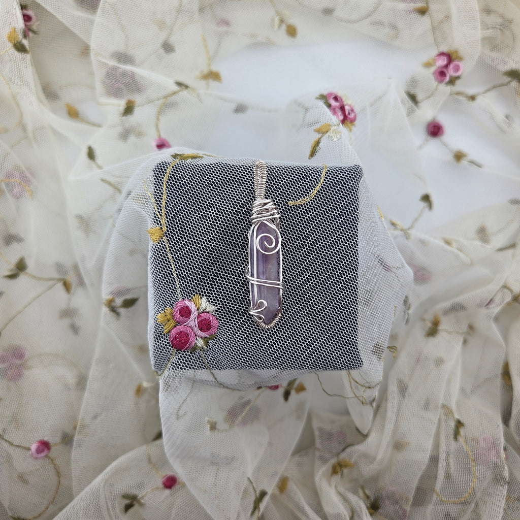 Amethyst Point Wrap (Silver Wire)