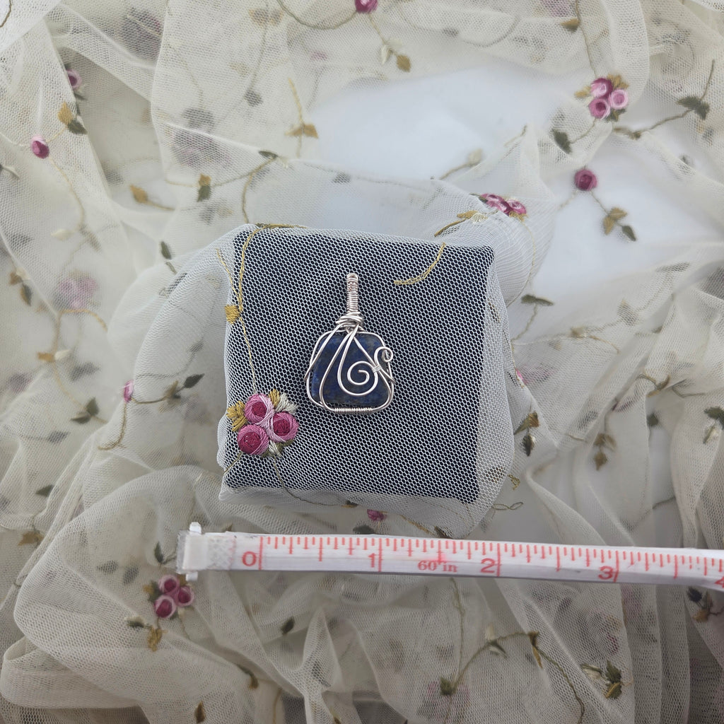 Lapis Lazuli Square Wrap (Silver Wire)