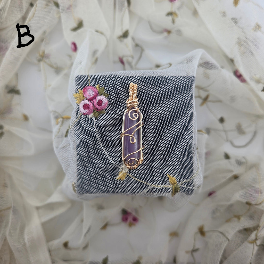 Amethyst  Point Wrap (Gold Wire)