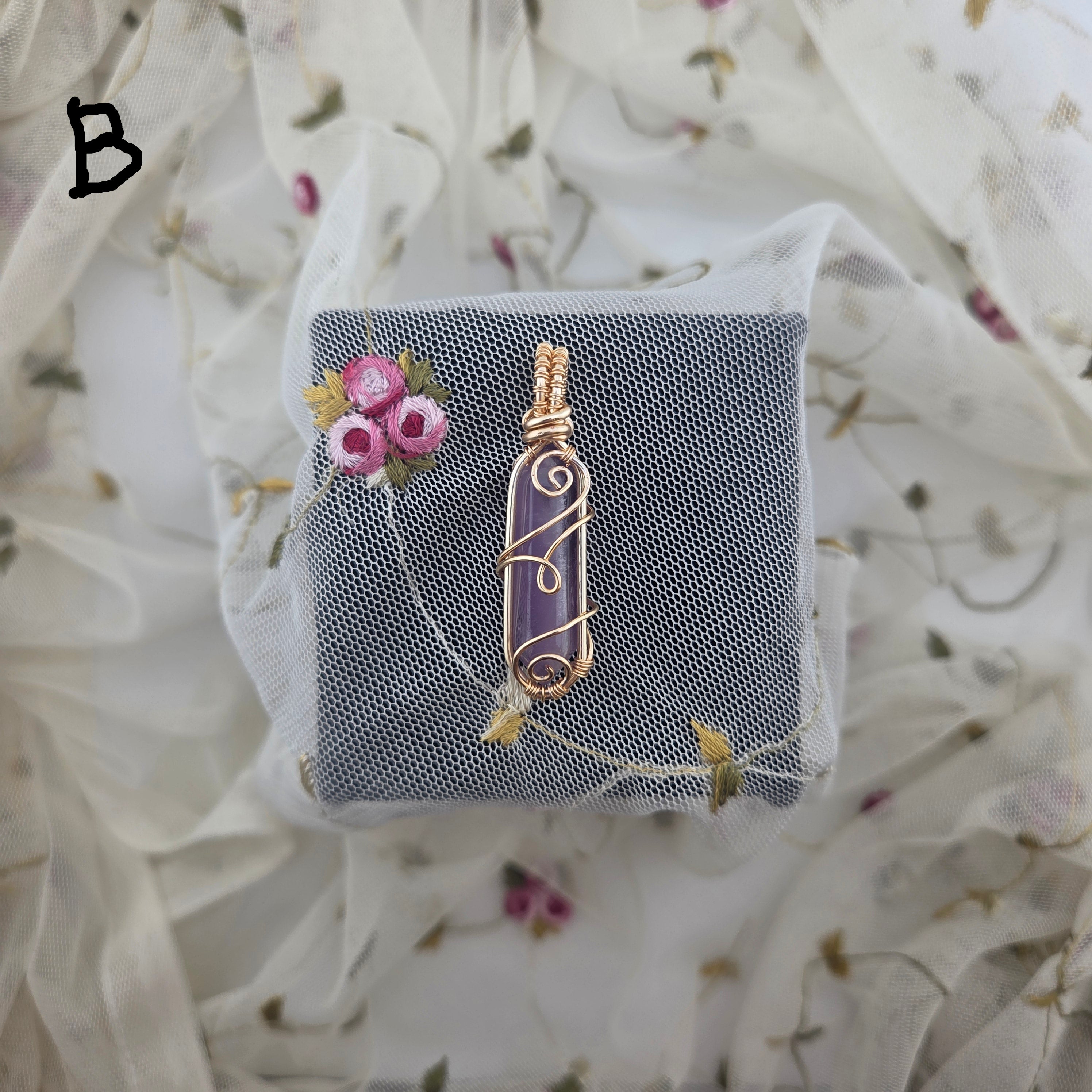 Amethyst  Point Wrap (Gold Wire)
