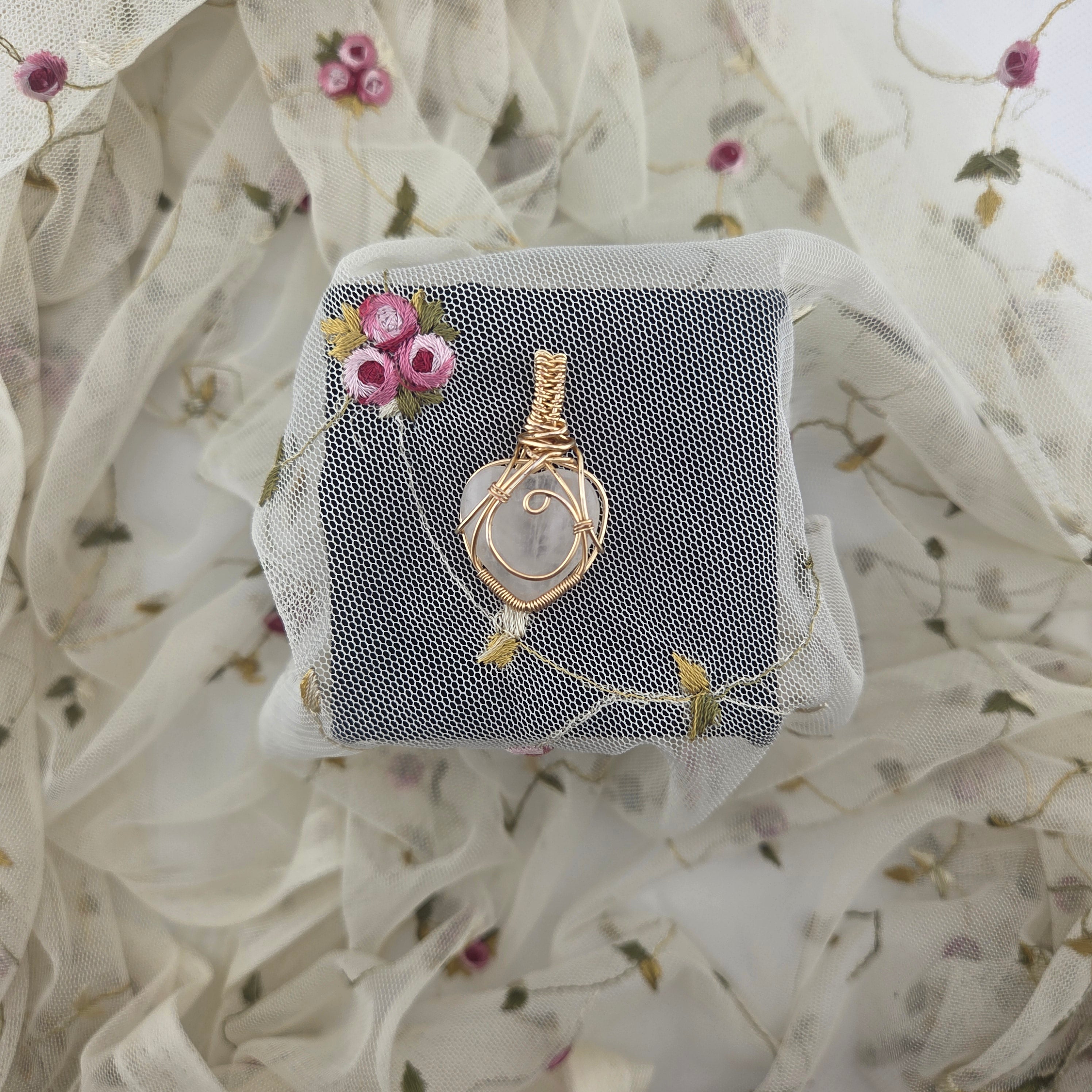 "Itty" Quartz Heart Wrap (Gold Wire)