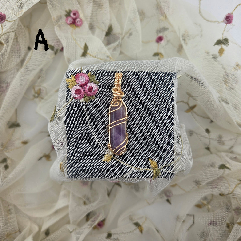 Amethyst  Point Wrap (Gold Wire)