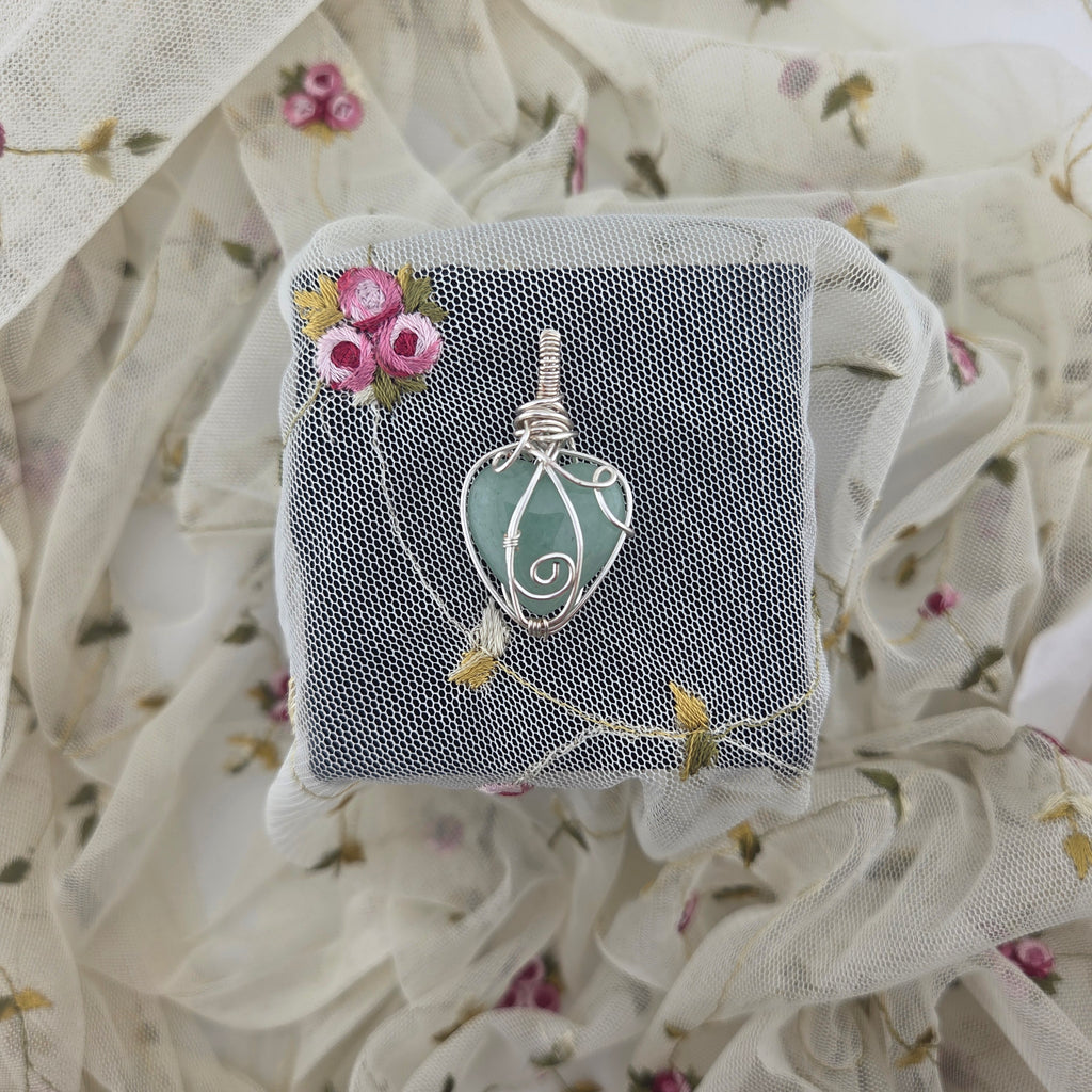 "Itty" Jade Heart Wrap (Silver Wire)