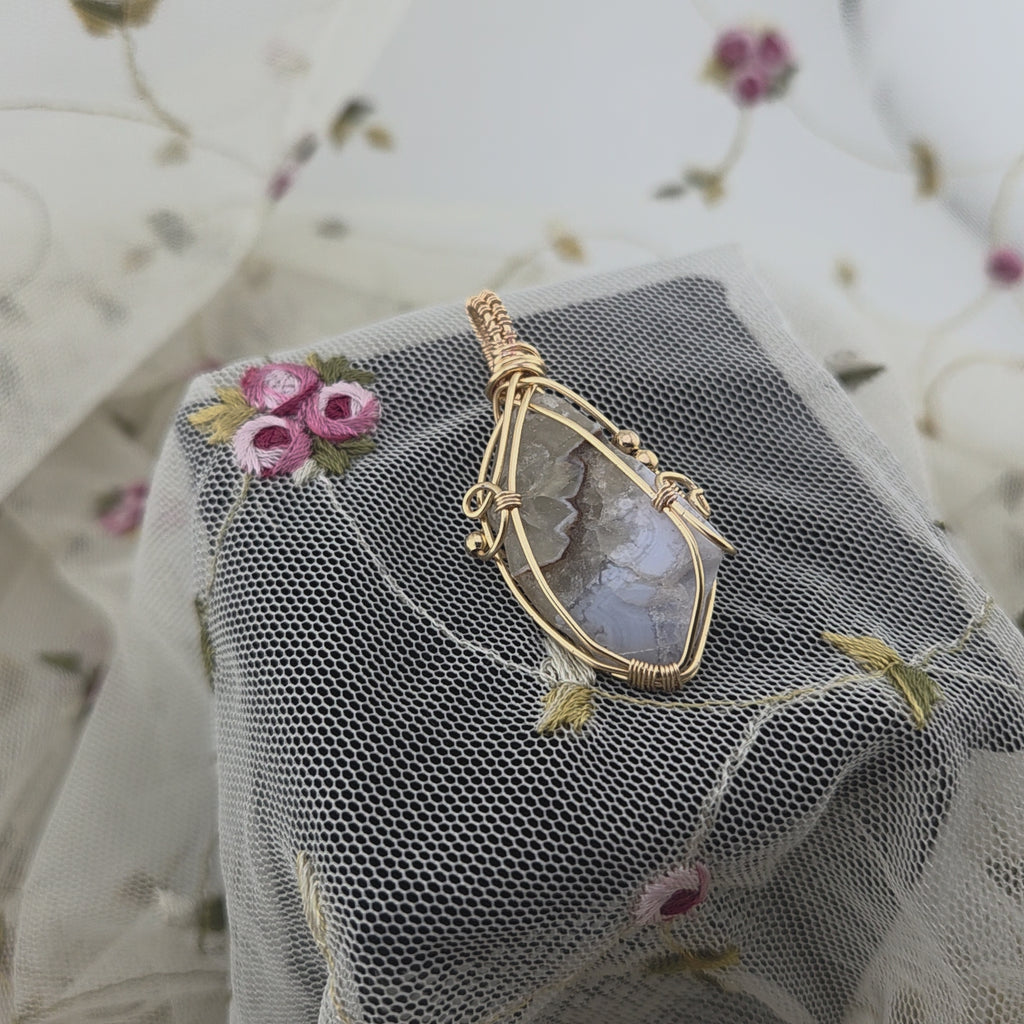 Chalcedony Natural Tumbled Wire Wrap (Gold Wire)