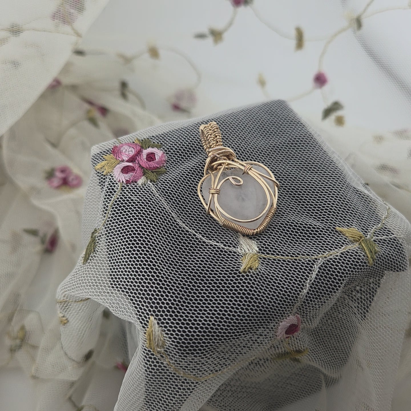 "Itty" Quartz Heart Wrap (Gold Wire)