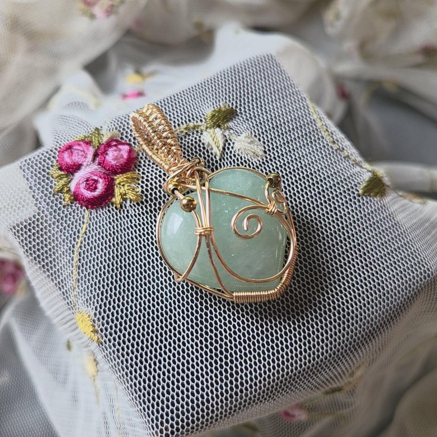 Jade Heart Wrap (Gold Wire)